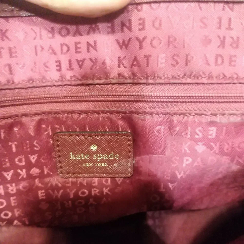 Kate Spade rn 0102760 Maroon Medium Satchel Handbag W/ Crossbody Strap